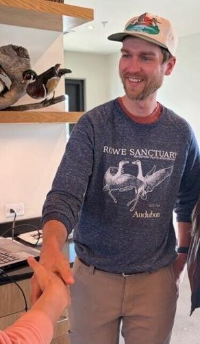 bird nerd - p6 - a handshake