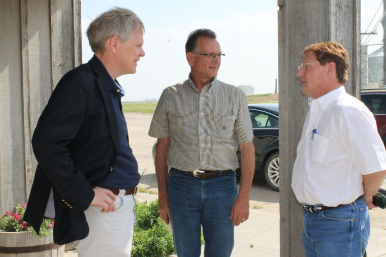 Swedish ambassador stops in Mead