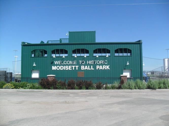 COPYRIGHT RESTRICTED Rushville Baseball