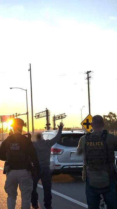 070925-icearrest-nf-8