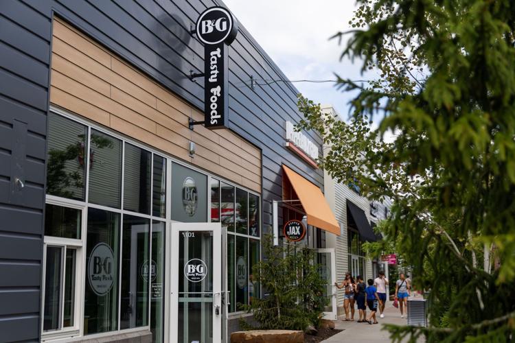 072323-owh-liv-bandg-p1