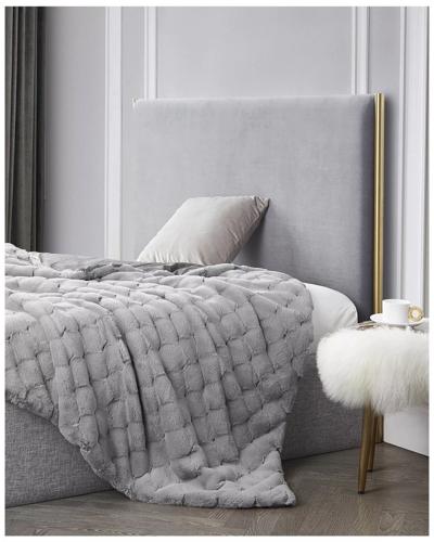 LIFE-GIFTGUIDE-SELFCARE-15-MCT.