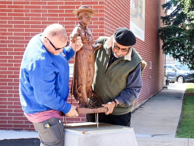 New Frontiers: Willa Cather maquette installed at Gering Public Library