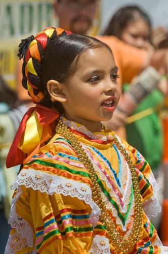 Cinco de Mayo Omaha Attracts Visitors with Delicious Food and Lively Family Fun