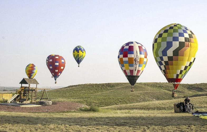 Just five points separate top two pilots in U.S. National Hot Air Balloon Championship