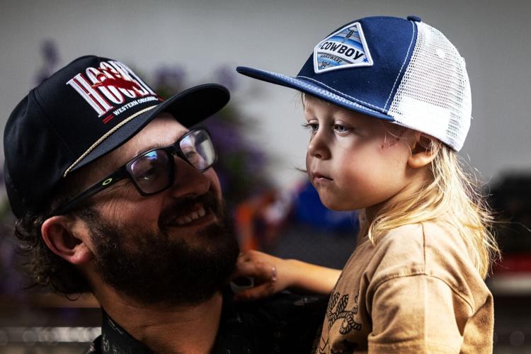 041526-stabfolo-cm-01