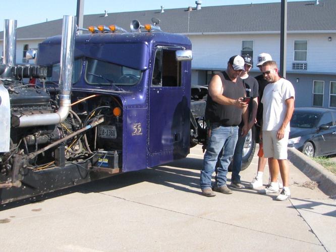 Cruise Peterbilt Rat Rod.JPG