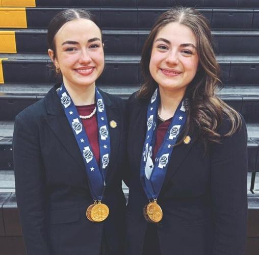Gering High School speech places fourth, Boyd sisters each bring home individual championship