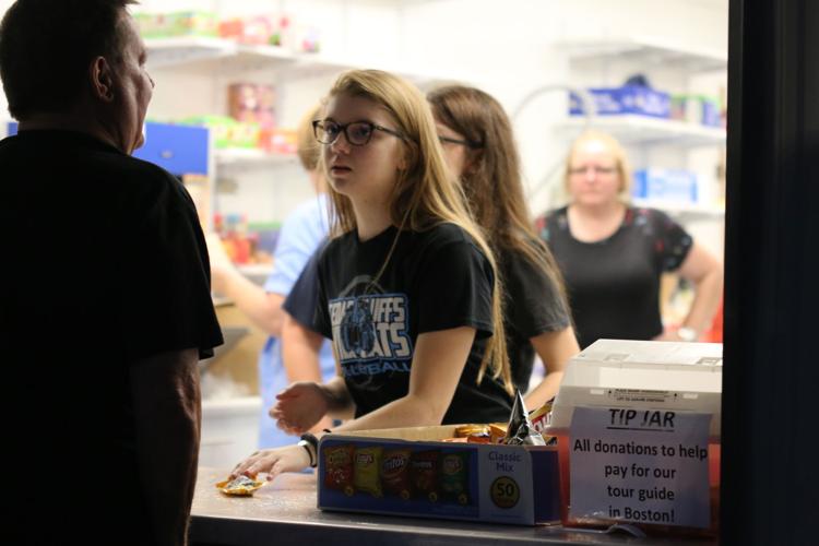 Pounding the pavement concessions.JPG