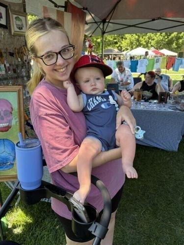art-in-park - p4 - wee customer