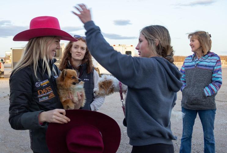 Barrel racer /COPYRIGHT RESTRICTED