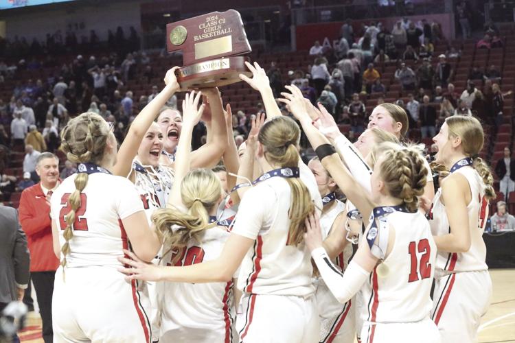 Yutan Team Trophy Picture.jpg