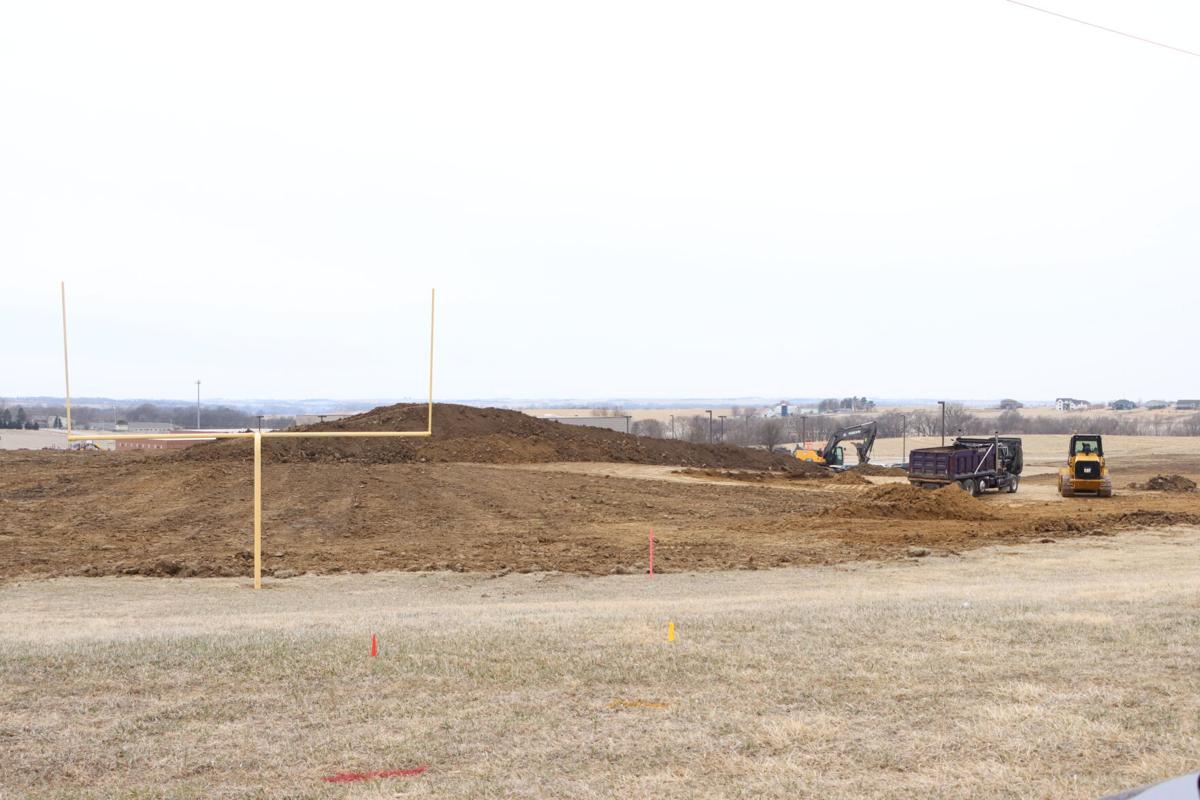 033023-wah-new-wahooschoolboard-p1