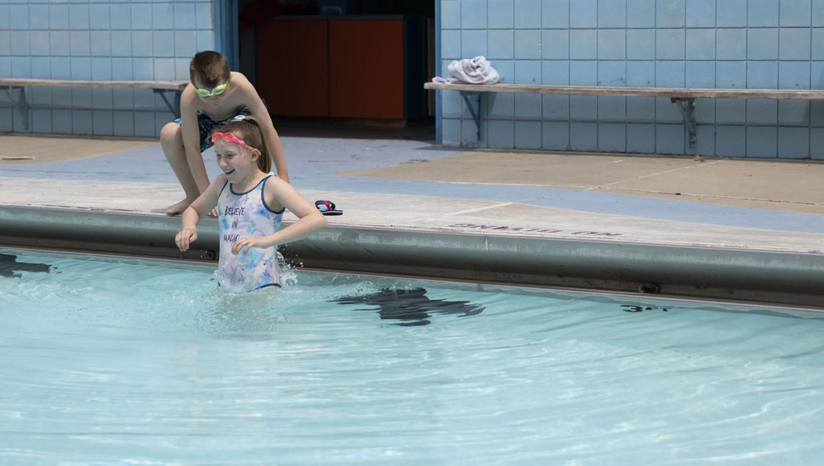 Waverly Pool Opens 2021