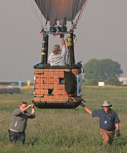Pilot's balloon tells his life story