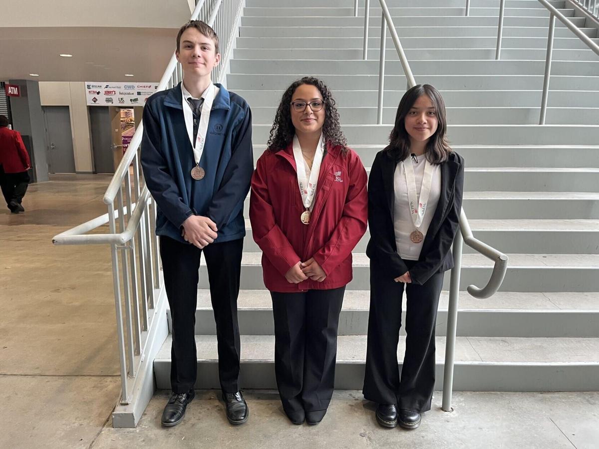 FHS SkillsUSA medalists