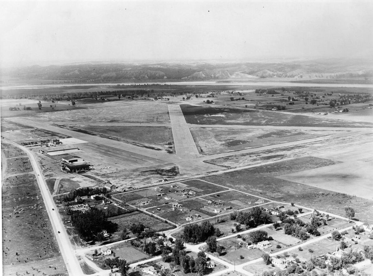 1940_Municipal Airport.JPG