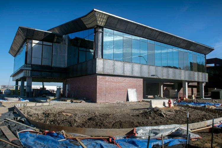 Lincoln Airport terminal construction, 12.1