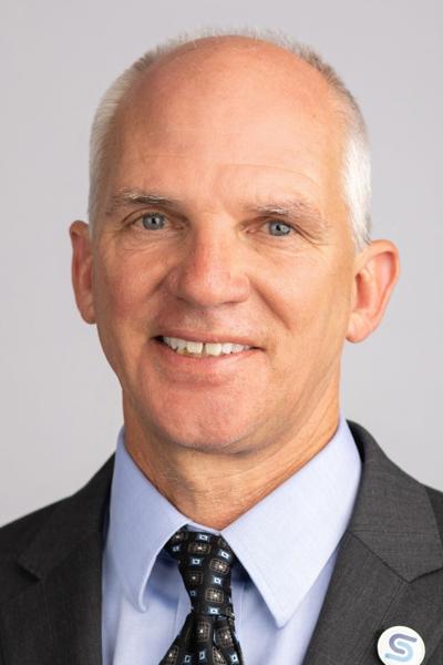 Dr. Paul Illich