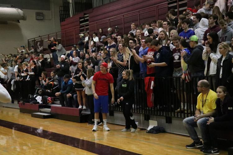 crowd.JPG