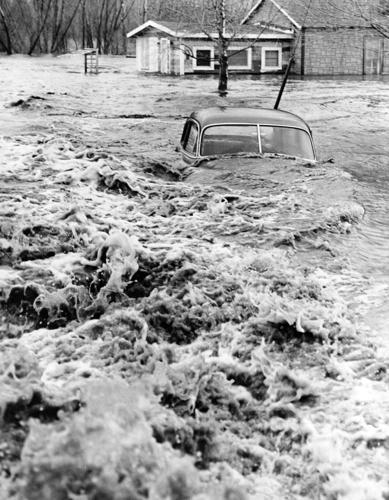 April Archives_Kings Lake 1960.JPG