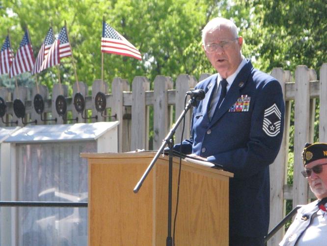Memorial Speaker John Stewart thanked the crowd of 250 for honoring veterans with their presence.