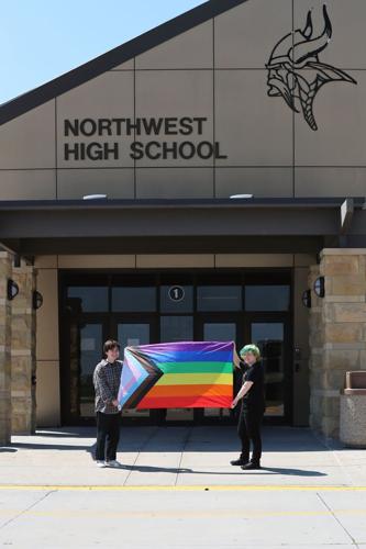 080722-gii-news-northwest-newspaper-ml (3).JPG