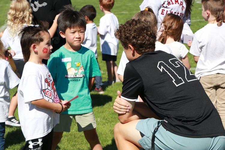 SBPS celebrates second annual Meet at the 50 event between graduating seniors and kindergarteners