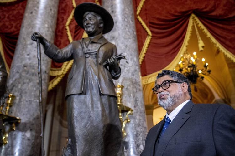 Willa goes to Gering: Gering to receive new statue as part of 250th celebration