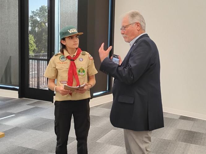 Mayor Jim Bulkley talking to Kai Edick