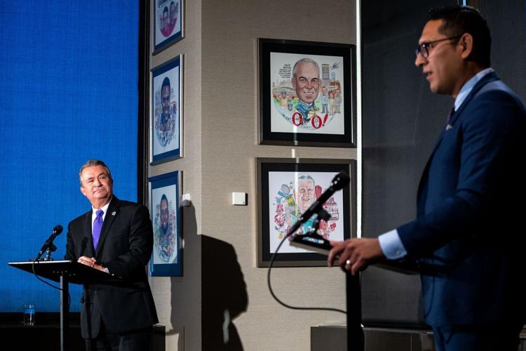 101422-owh-new-debate-LS04