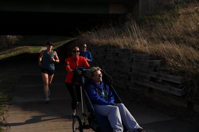 'I’m an athlete': Omaha woman with MS stays positive on fitness journey ahead of Lincoln race