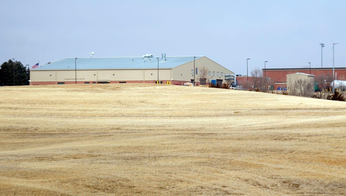 Raymond Central, 3.2