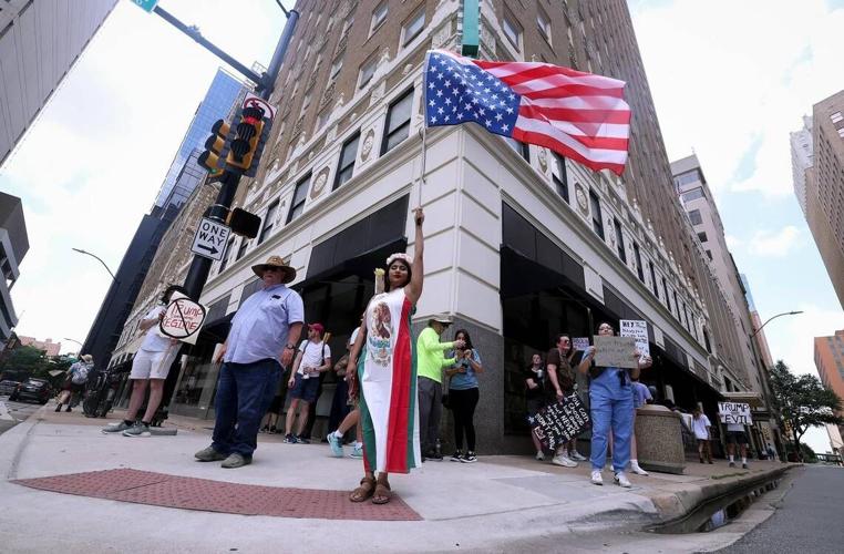 US-NEWS-PROTESTS-ARE-PREVALENT-BUT-DO-3-FT.jpg