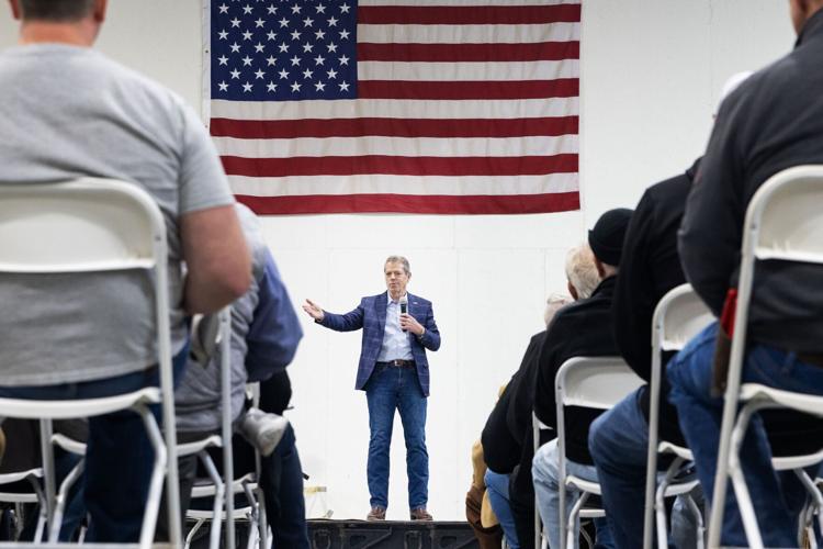 030424-owh-new-townhall-cm01