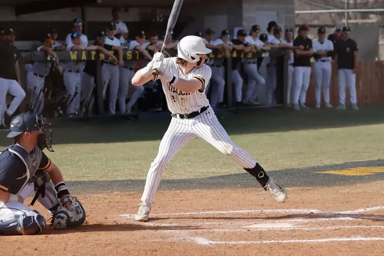Winona State completes sweep of Wildcats