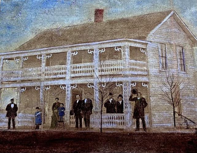 Savannah courthouse and David City hotel