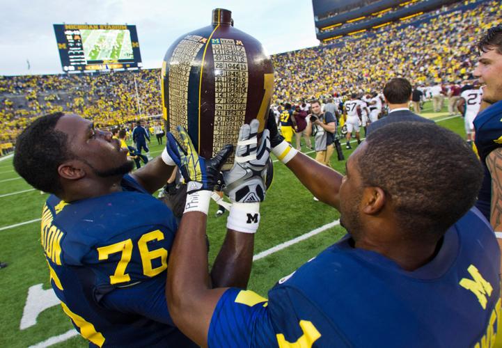 Tradition Glimpse-Rivalry Trophies Football