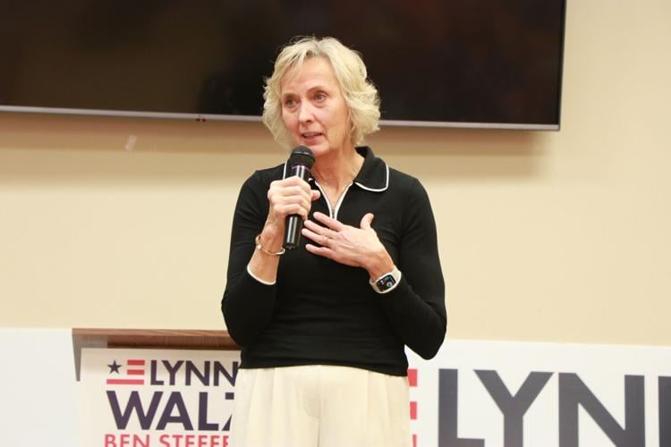 Lynne Walz hosts ice cream social, hears community concerns at Legacy of the Plains