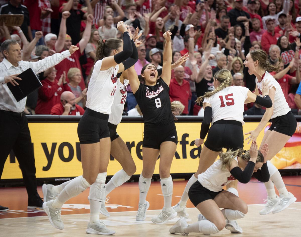 Wisconsin vs. Nebraska, 10.21