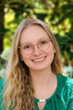 UNO Students Set to Graduate as Community Engaged Scholars