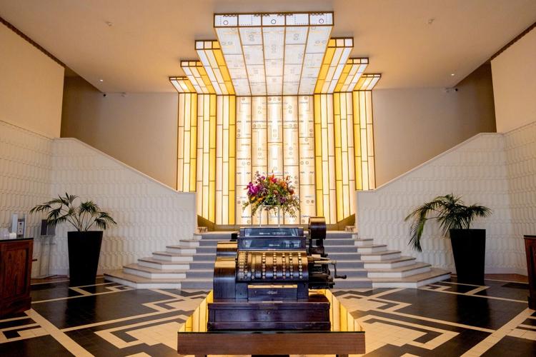 Inside Le Splendid: Art Deco elegance, circa 1928.