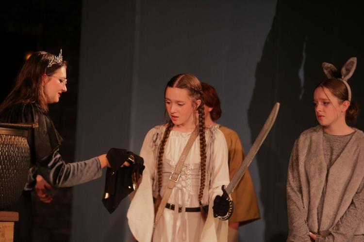 073126-ynt-news-camelot-p3