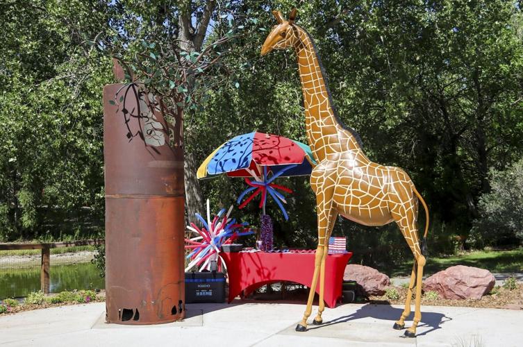 Riverside Discovery Center unveils sculpture, launches fundraiser