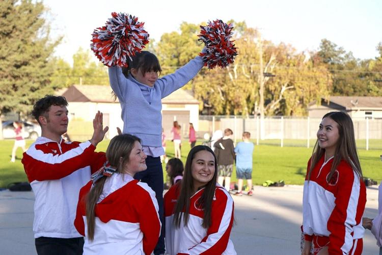 Westmoor Elementary celebrates National Walk to School Day alongside WNCC and SHS sports teams