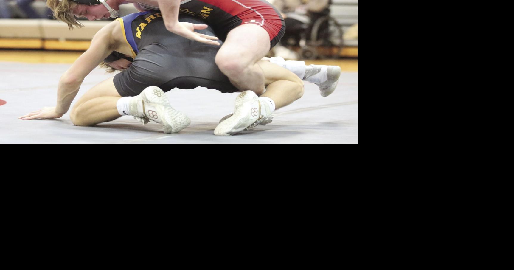 Neumann wins dual with Wahoo for second straight year