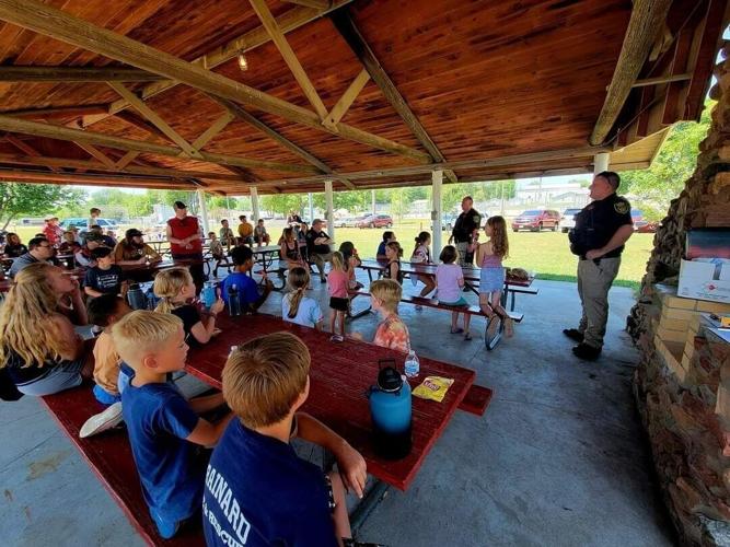 Lichtenberg gives talk