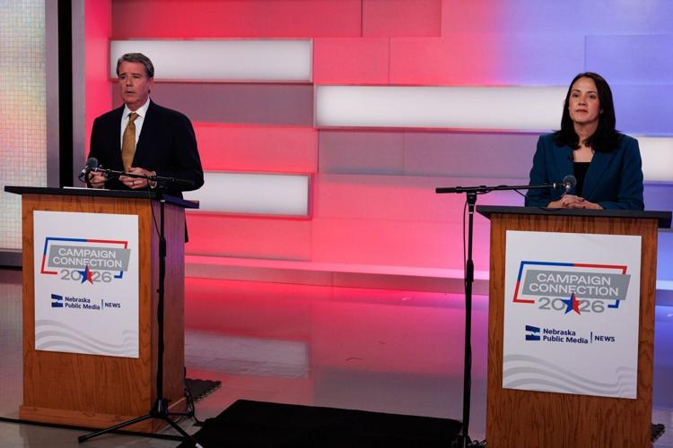 101426-owh-new-cd2debate2-nf-27