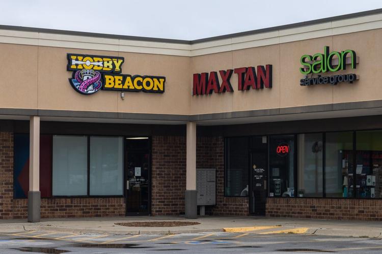 Hobby Beacon, 9.9