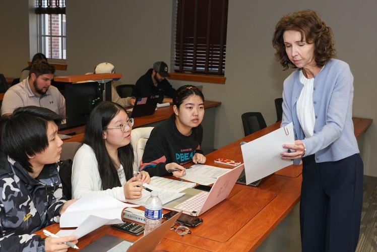 unk-portfolio-p2- teaching investing